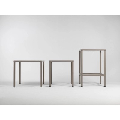 tavolo Cube 80 x 80 , tavolo Cube 70 x 70 e tavolo Cube 70 x 70 con Kit Cube 70 Hight