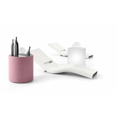 Blok Party  Storage Table colore on demand Quarzo (QRZ) con lettino Esse e Blok Party Luminous Storage Table