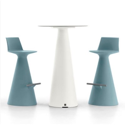 Lira Stool colori standard Zaffiro con tavolo Tiffany