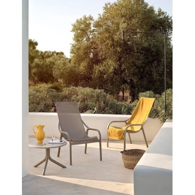 composizione con tavolino Spritz e poltrona Net Lounge